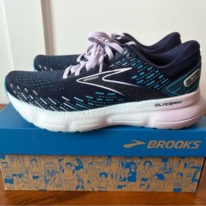 Brooks Glycerin 20 Women's Shoes in Navy and Lavender